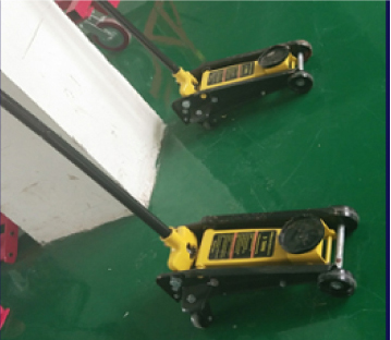 エアー式ガレージジャッキ